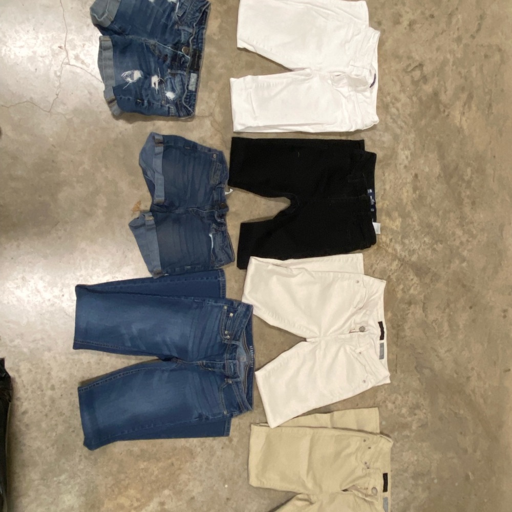 Women Sizes 00 and 0 skinny jeans from american eagle and aeropostale